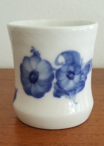 Royal Copenhagen Blå Blomst Flettet Lille Vase Nr. 8253