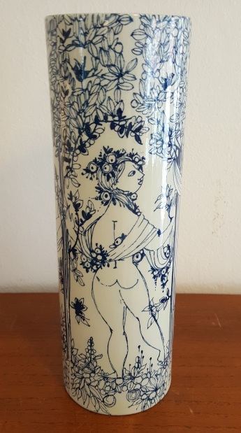 Vase med tre Gratier af Bjørn Wiinblad for Nymølle 