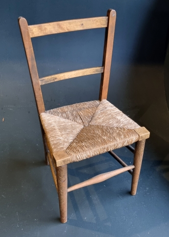 Barnestol med Sæde af Søgræs